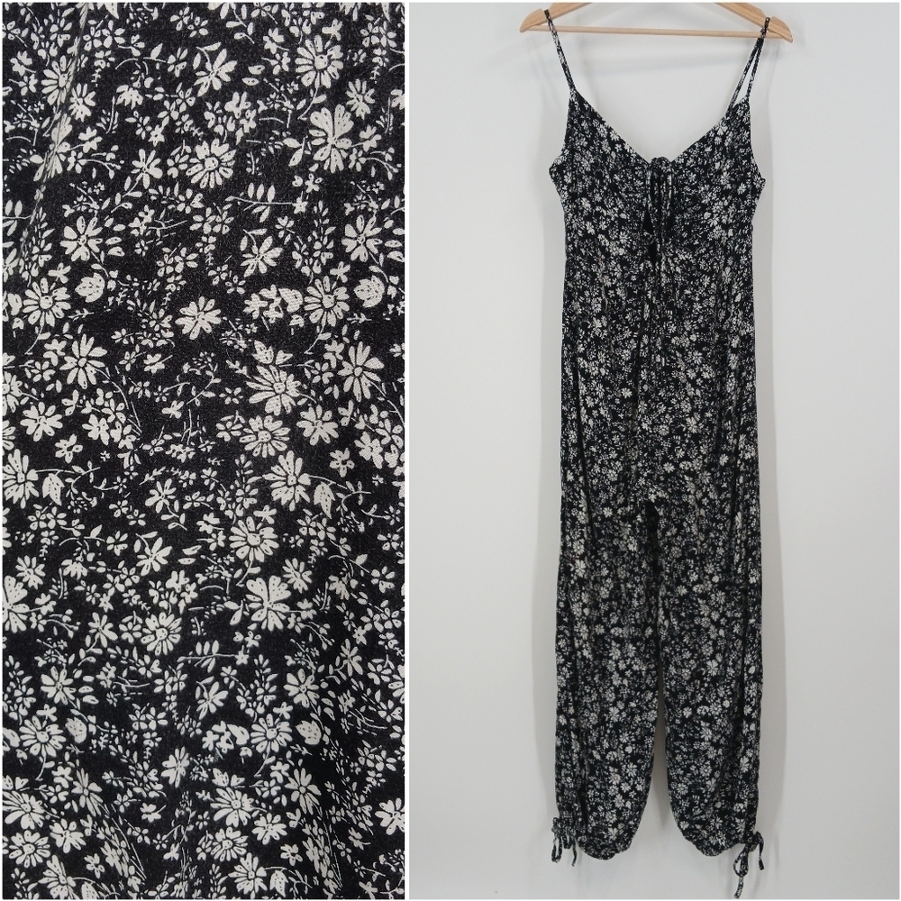 Storia Floral Lace Up Jumpsuit